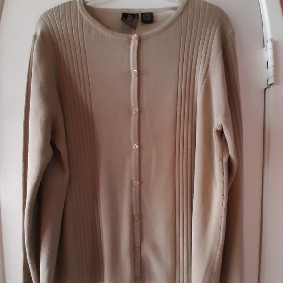 Tan Sweater - Picture 1 of 3